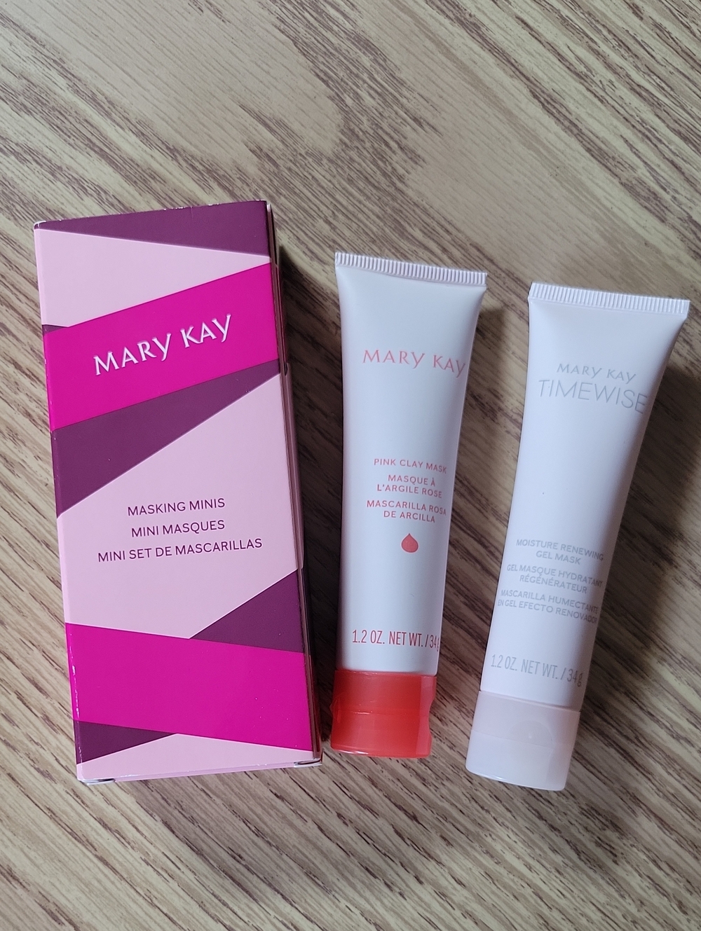 Mary Kay Mini Mask Set - Includes 1.2 Oz Pink Clay & Moisture Renewing Gel Masks